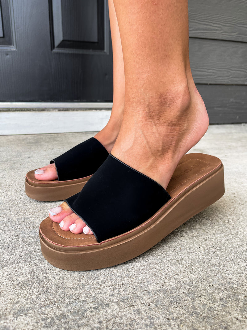 Jave Sandals