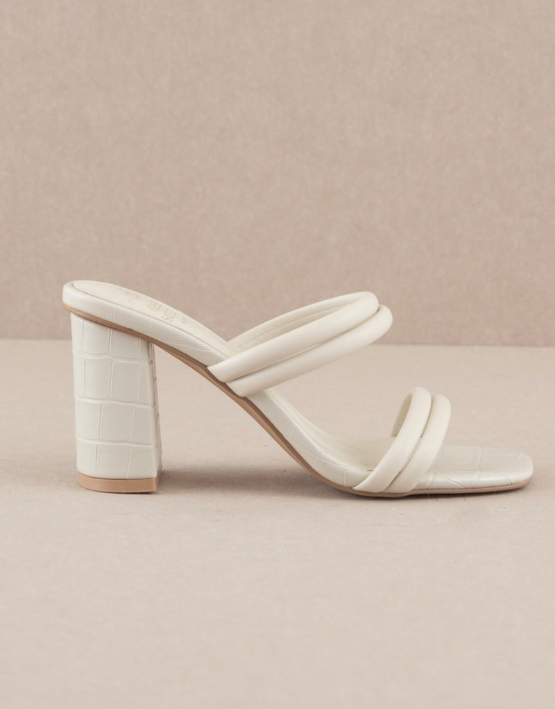 Angela Heel