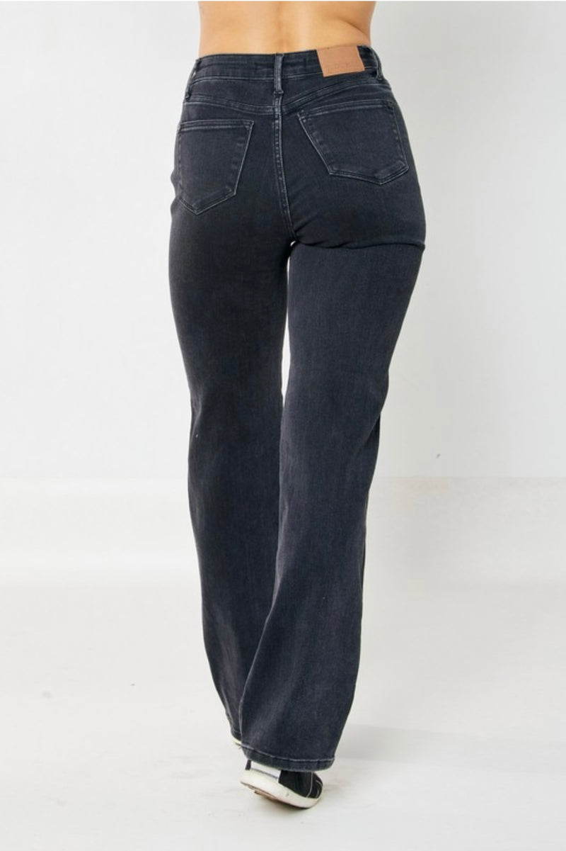 90's Knee Distressed Straight Jean