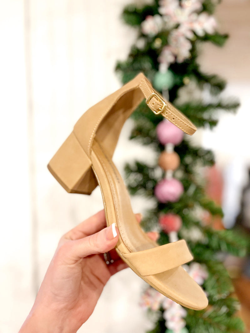 Nola Tan Heels